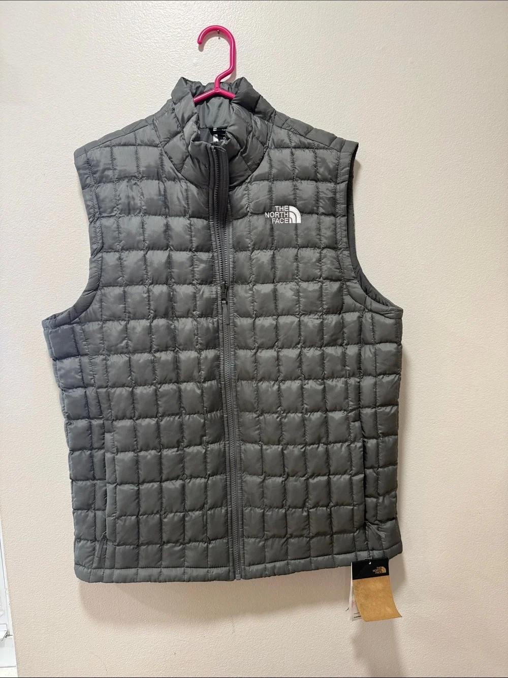 The North Face Men's Grey Quilted Packable Insulated Vest